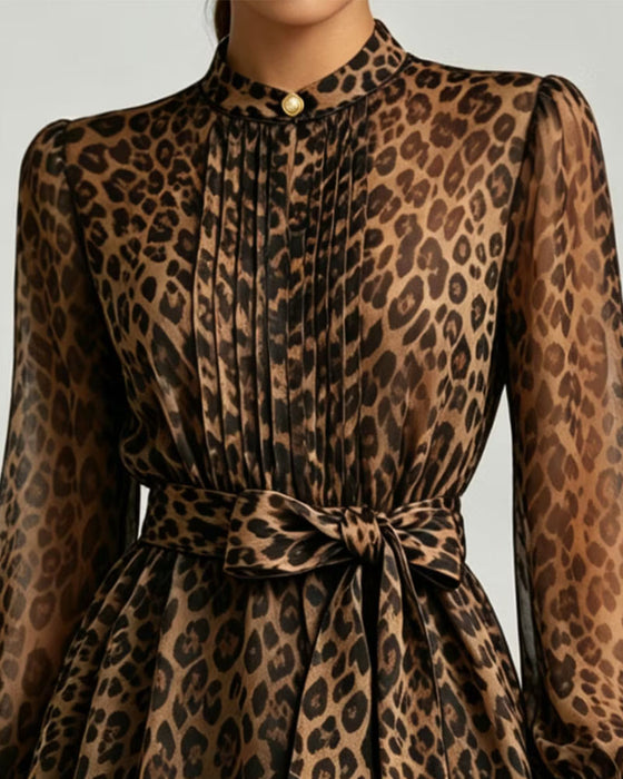 Blouse Luipaard Print Opstaande Kraag Poef Mouw Vetersluiting