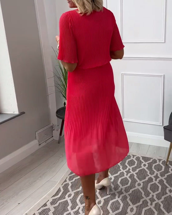 Casual effen geplooide jurk met V-hals en halve mouw