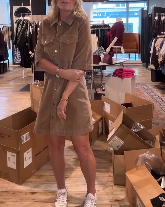 Jurk Met Halve Mouwen In Effen Kleur