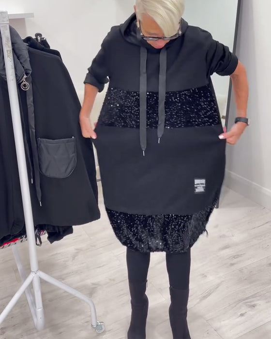 Jurk Met Capuchon En Modieus Patchwork