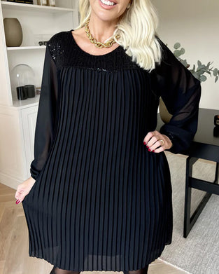 Jurk Met Plooien En Ronde Hals