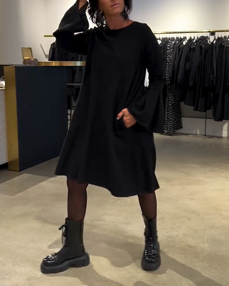 Jurk Effen Wijd Uitlopende Mouw Gerimpeld