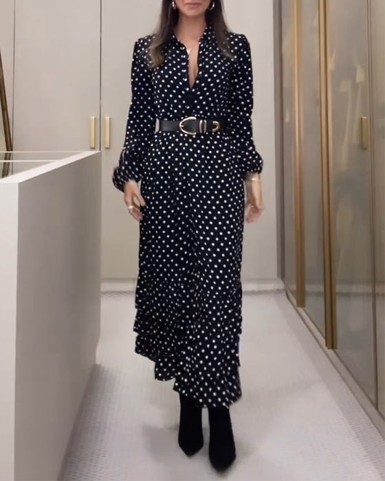 Modieuze polkadot jurk met knoop split en ruche