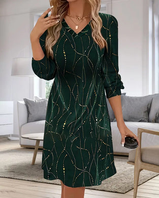 Jurk Met V-Hals En Lijnprint