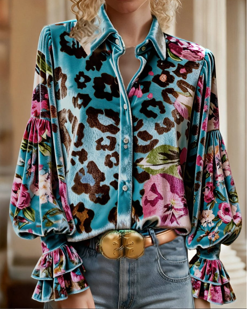 Modieuze Blouse Met Luipaardprint En Trompetmouwen