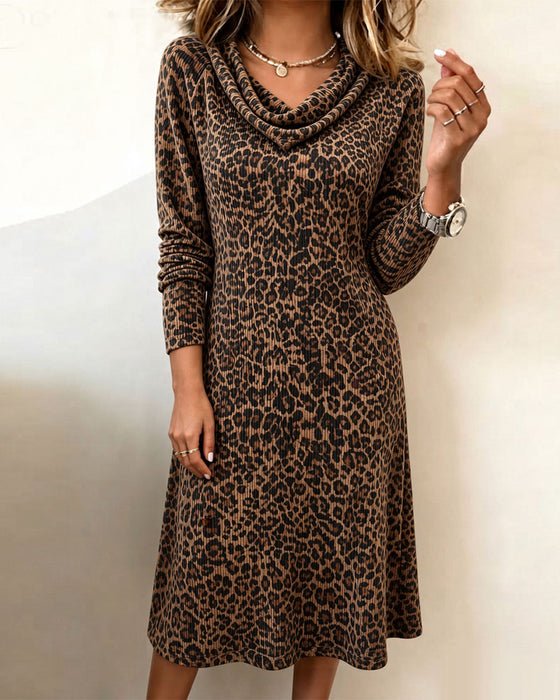 Jurk Slouchy Mock Hals Luipaard Lange Mouw