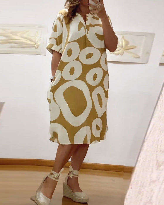 Casual jurk met letterprint en V-hals