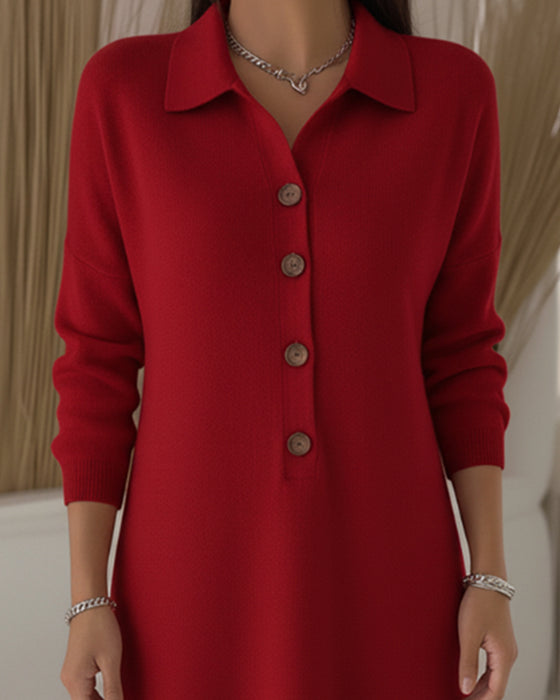 Modieuze Doorknoopjurk Met Reverskraag