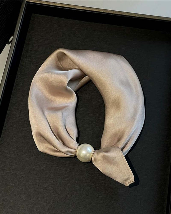 Moeiteloze glamour: Parelsjaal met kliksluiting 🧣