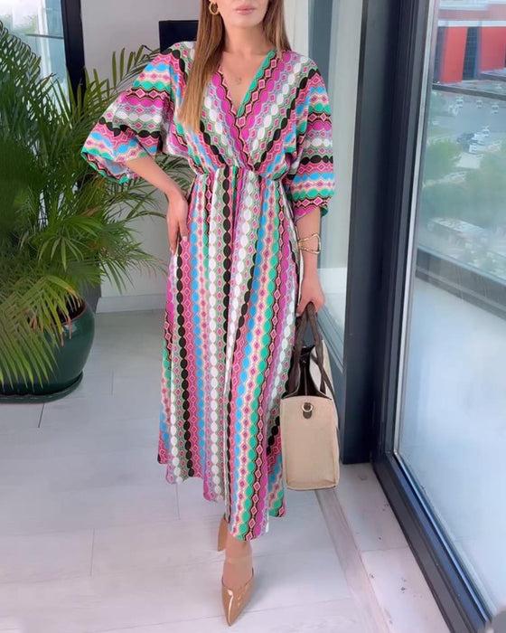 Kleurrijke patchwork bedrukte jurk met V-hals en driekwart mouwen