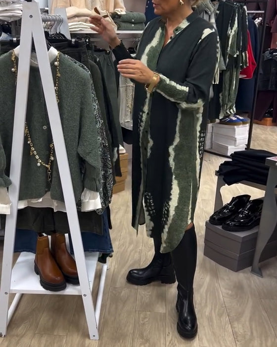 Overhemdjurk met opstaande kraag en knoopjes en print