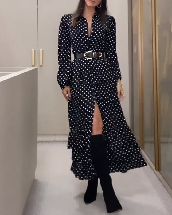 Modieuze polkadot jurk met knoop split en ruche