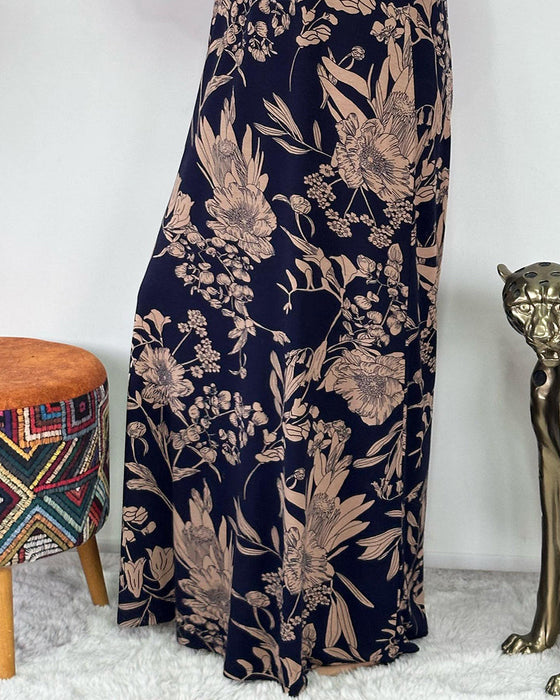 Jurk met bloemenpatroon en ronde hals