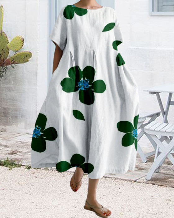 Wijde jurk met korte mouwen en print