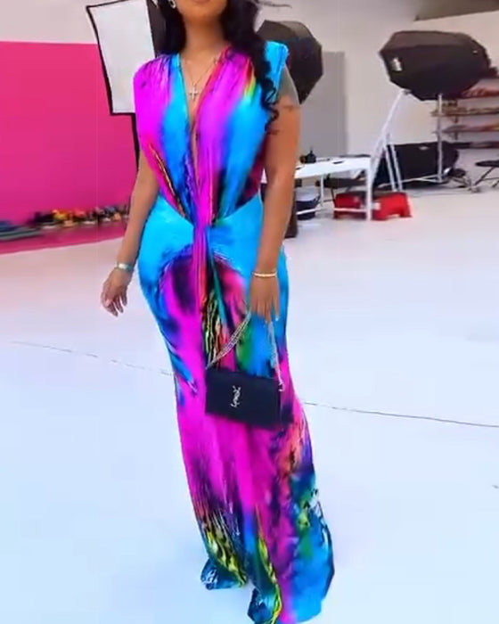 Jurk met mouwloze en ingesnoerde taille