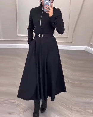 Jurk met opstaande kraag met rits