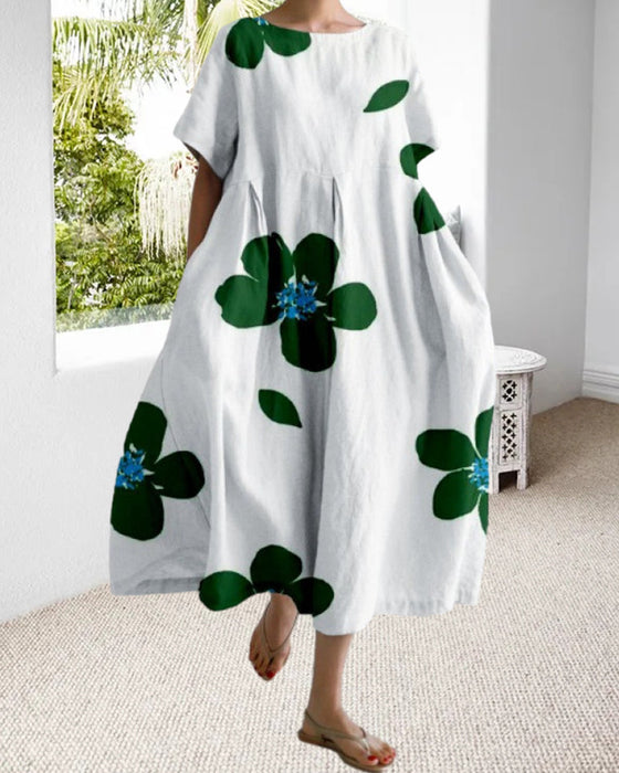 Wijde jurk met korte mouwen en print
