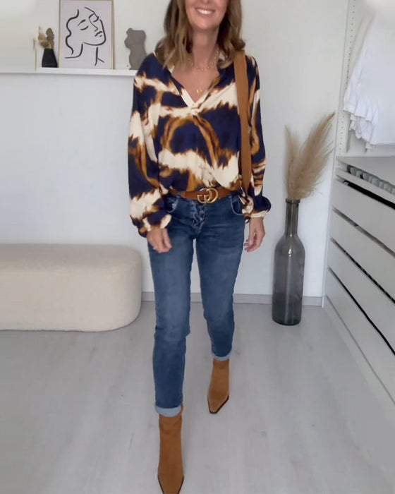 Nonchalante top met V-hals print