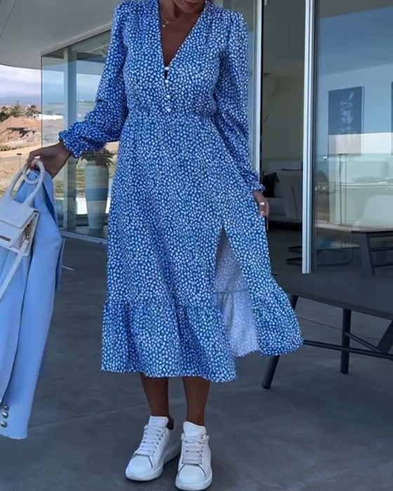 Jurk met bloemenpatchwork en V-hals