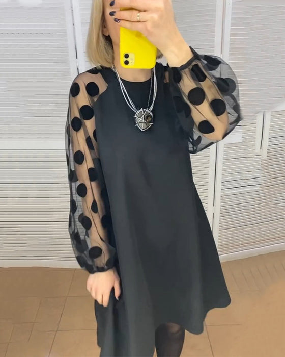 Jurk met elegante stijl en stippenpatroon